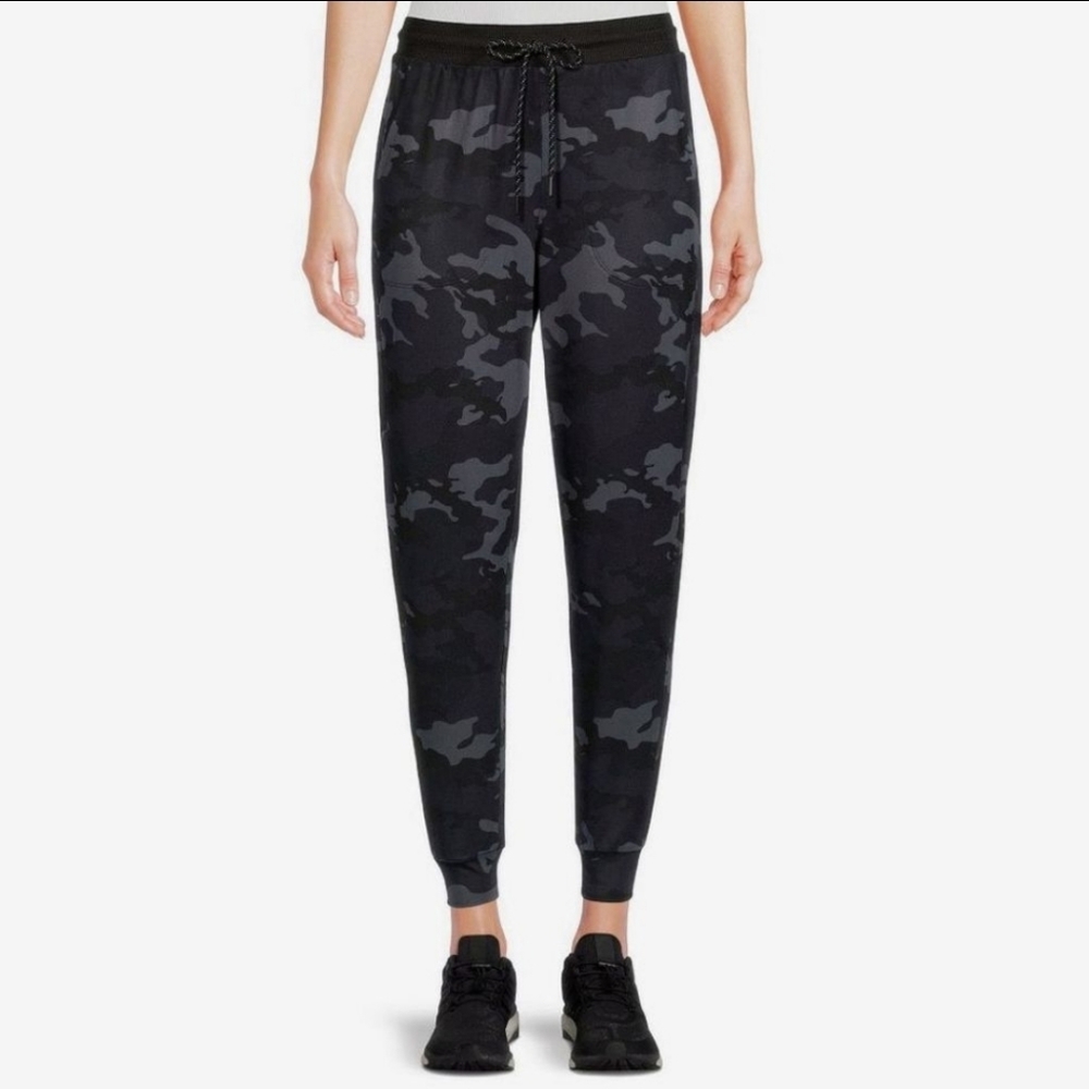 Avia Commuter Joggers Black Camo Size XXL NWT!